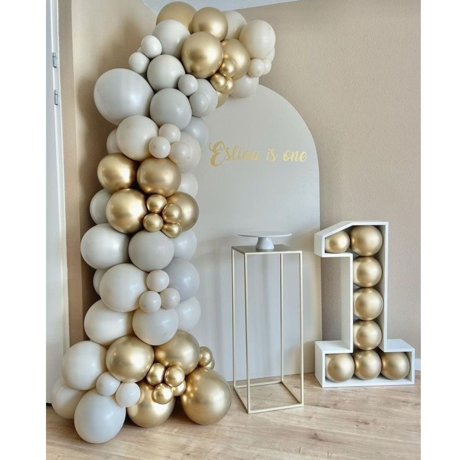 1st birthday balloon decoration with Golden and white balloons 